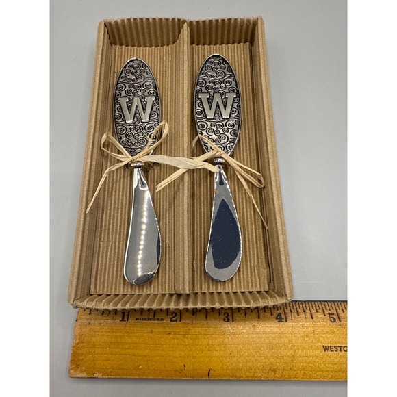 Set of 2 Decorative Spreaders Monogram W Silver Tone - Picture 4 of 10
